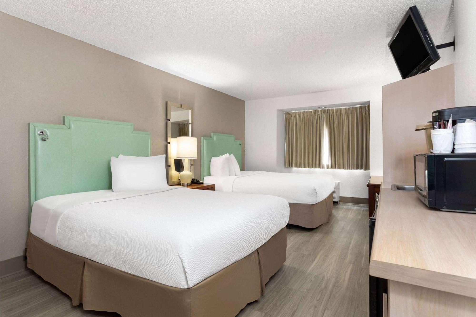 Baymont By Wyndham Orlando-International Dr-Universal Blvd Extérieur photo