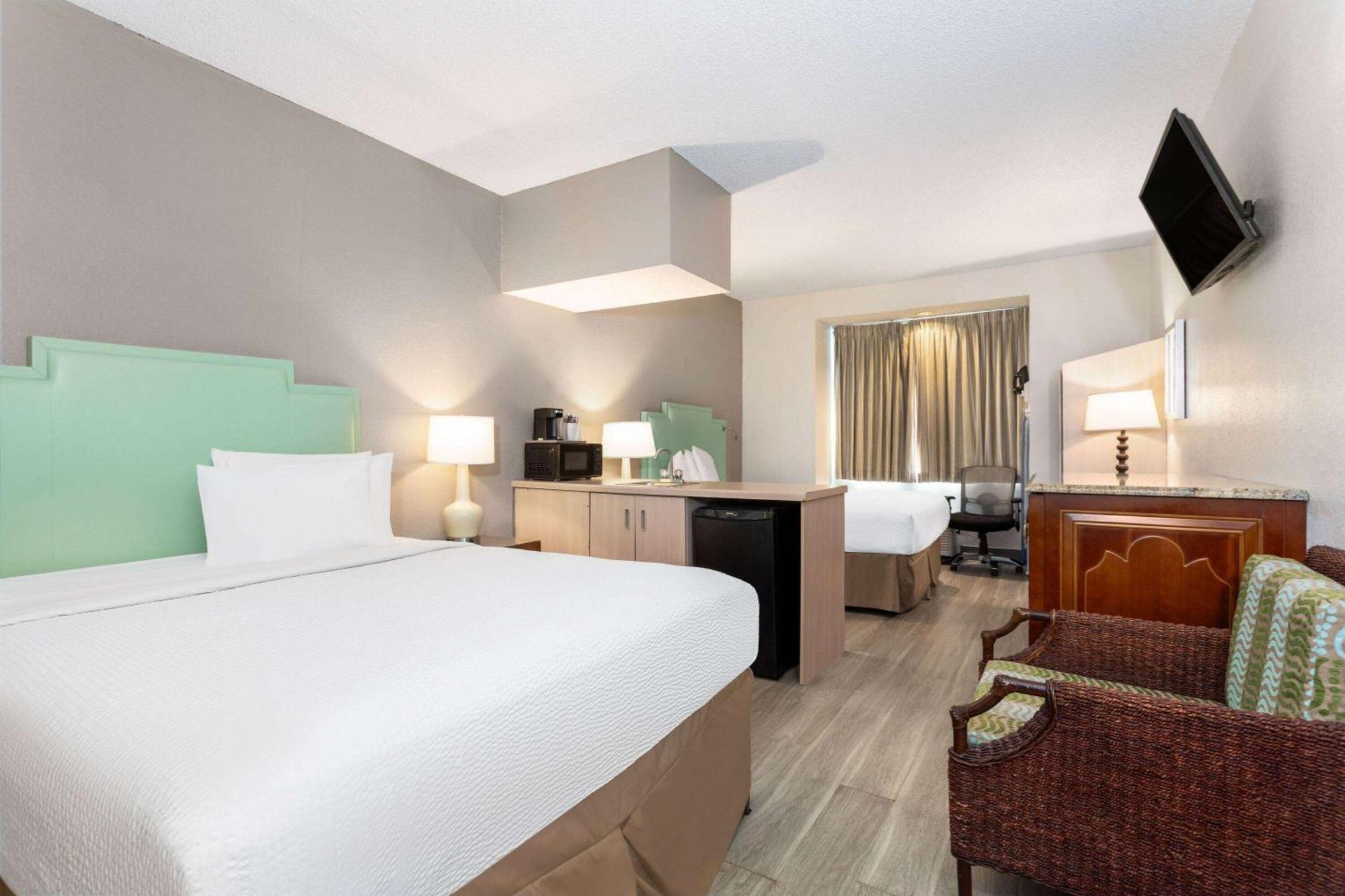 Baymont By Wyndham Orlando-International Dr-Universal Blvd Extérieur photo