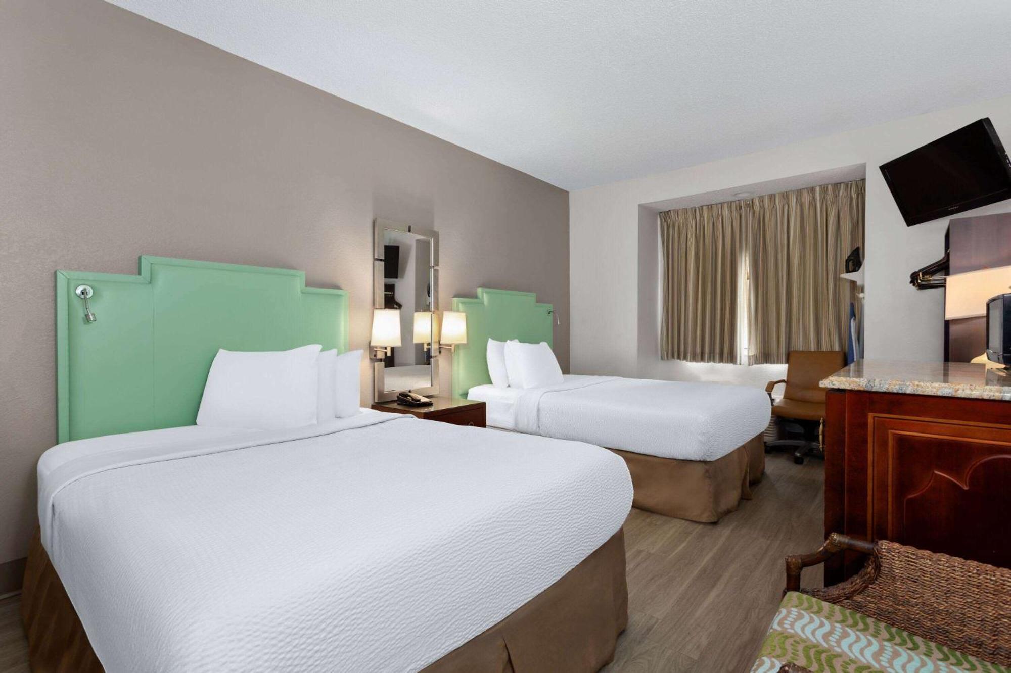 Baymont By Wyndham Orlando-International Dr-Universal Blvd Extérieur photo