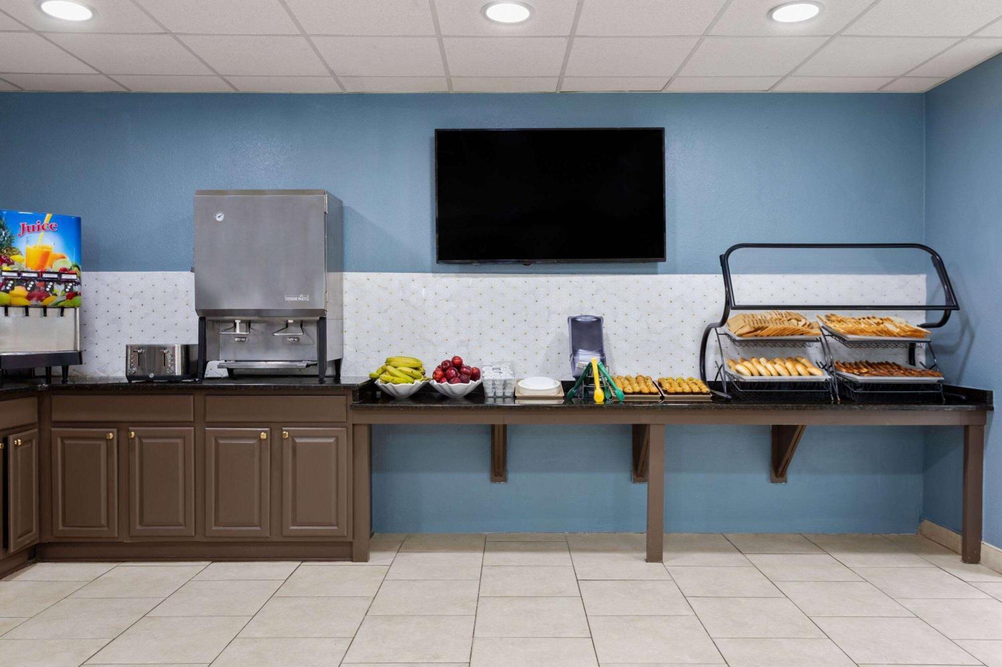 Baymont By Wyndham Orlando-International Dr-Universal Blvd Extérieur photo