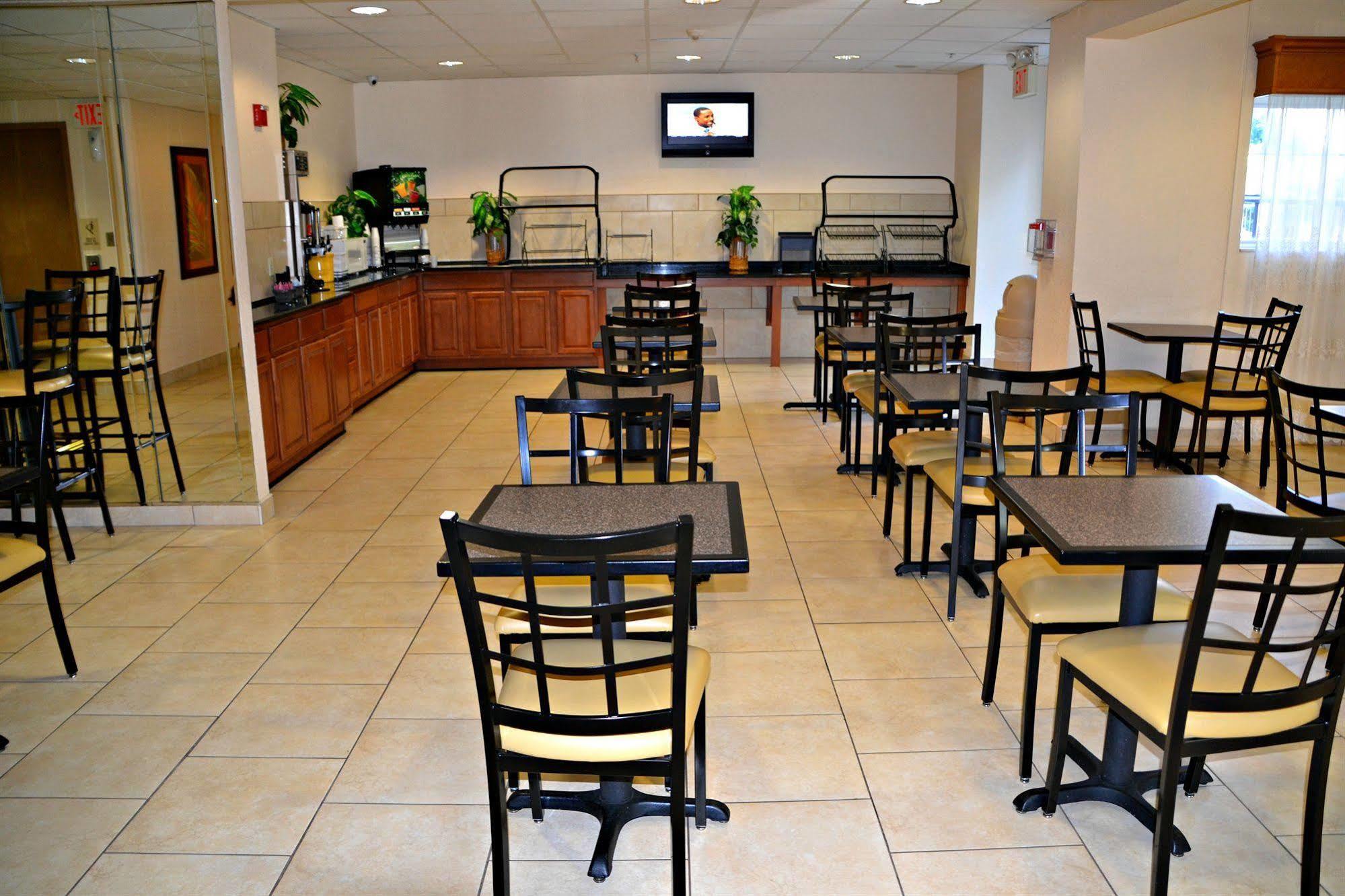 Baymont By Wyndham Orlando-International Dr-Universal Blvd Extérieur photo
